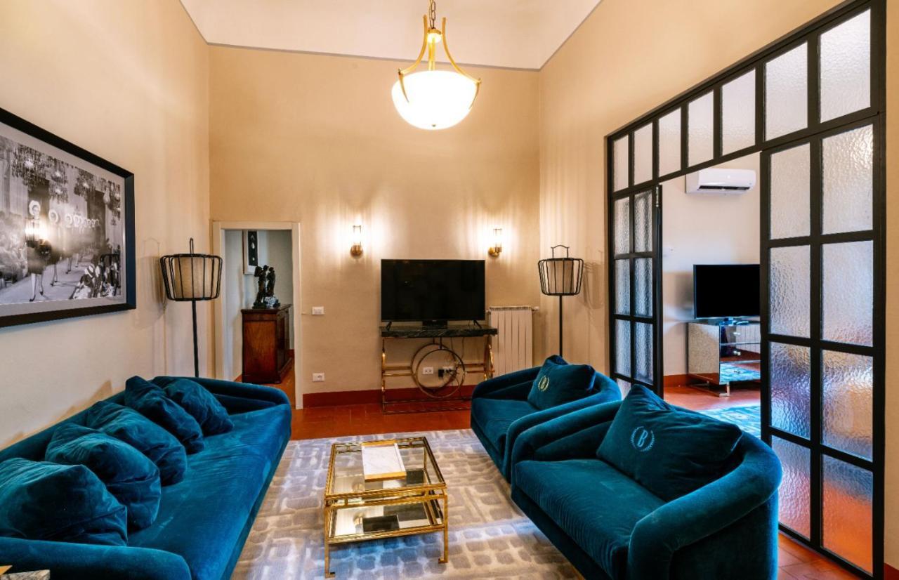 Lussuoso In Piazza Del Carmine Apartment Florenz
